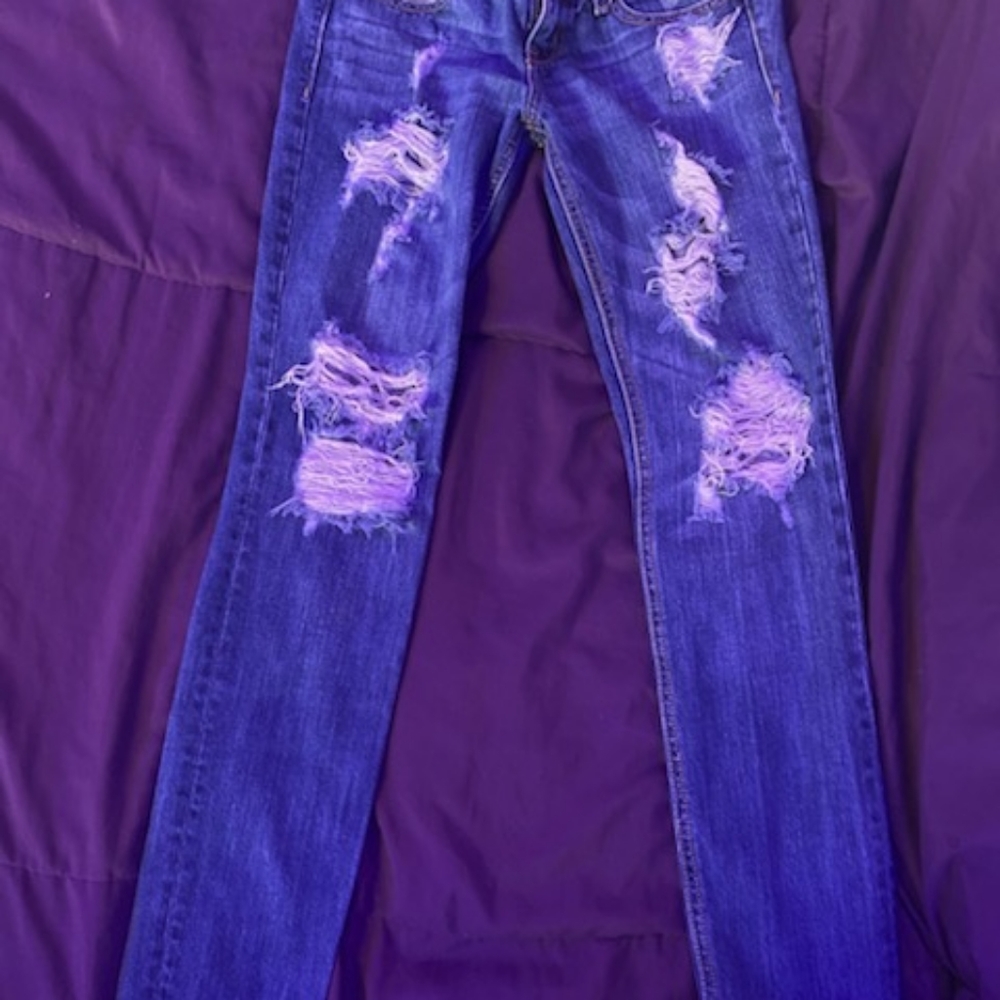 Hollister Jean's